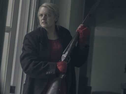 The Handmaid’s Tale gives Elisabeth Moss a dynamite showcase in “Holly”