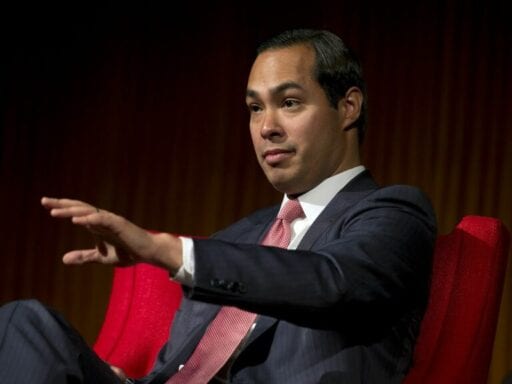 Julián Castro really wants to talk about immigration, but he’s most impressive talking about his work