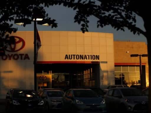 America’s largest auto retailer sells customers used defective cars, a report says