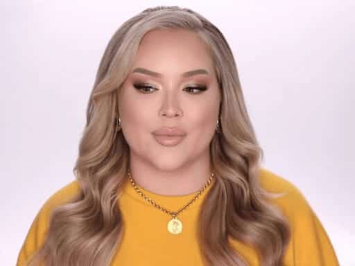 Beauty YouTube star NikkieTutorials comes out as trans in a powerful video