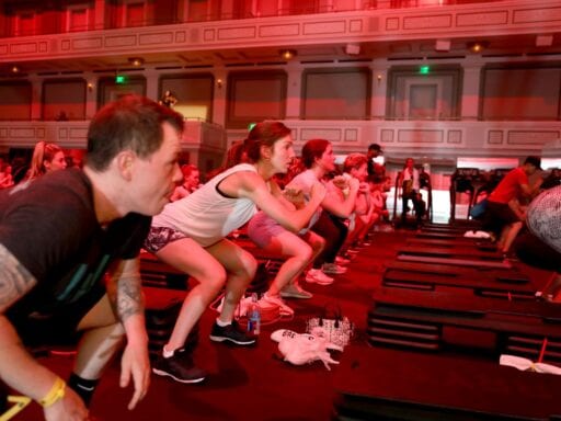 The risks in going to the gym during the coronavirus pandemic, explained by experts