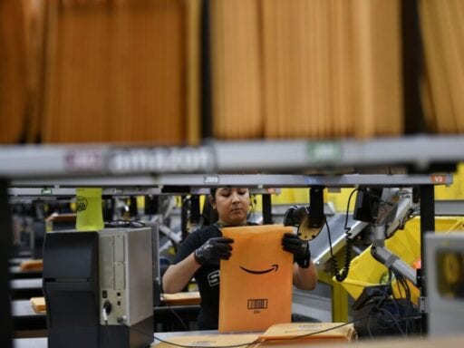 Amazon extends bonus pay for frontline workers but says it ends in June