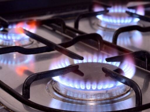 Gas stoves may routinely generate unsafe levels of indoor air pollution