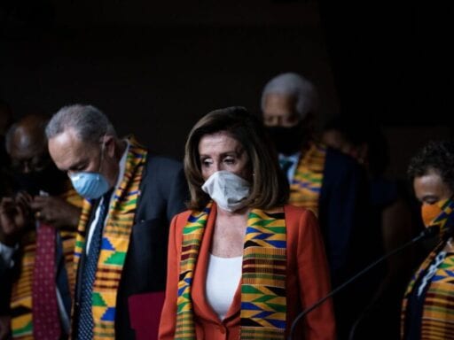 Lawmakers must now wear masks at all congressional hearings