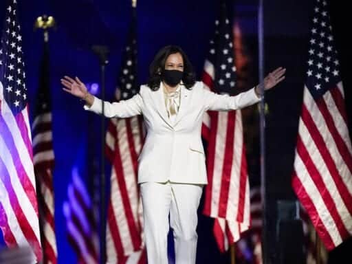 Vice President-elect Kamala Harris sent a strong message with her all-white suit