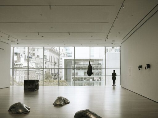 The joy and uneasiness of an empty museum