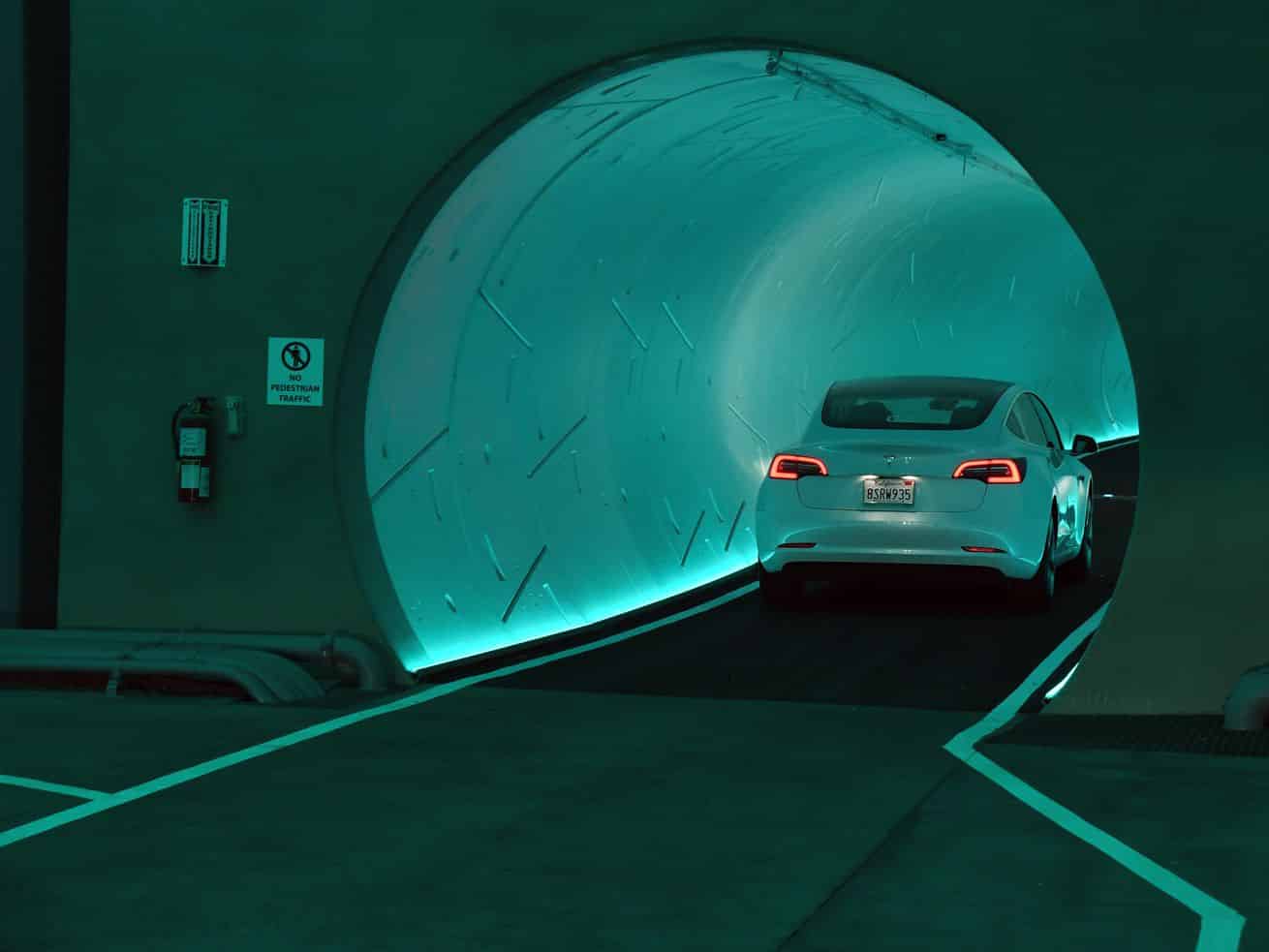 Elon Musk wants to dig a tunnel in Florida. What could go wrong?
