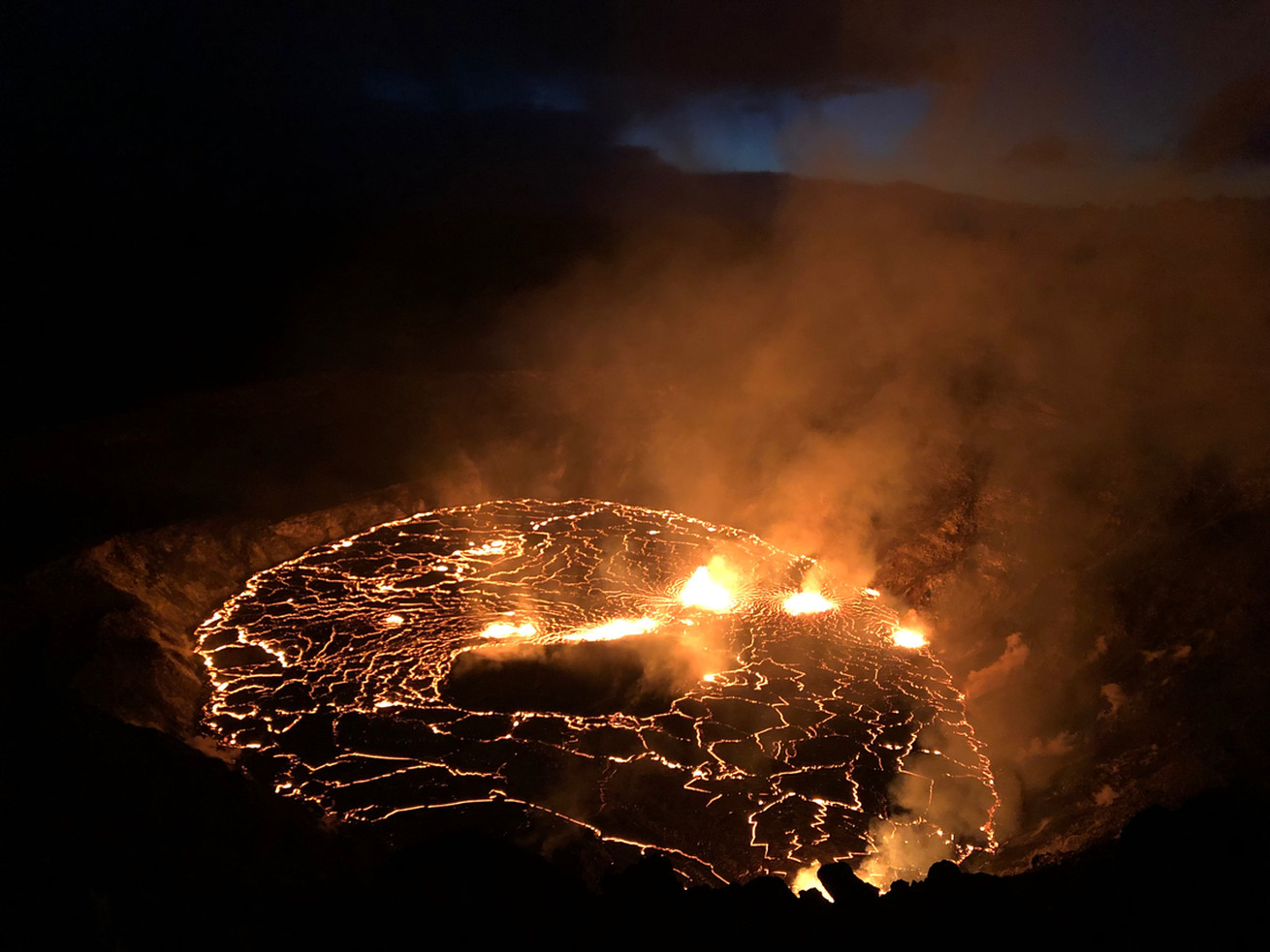 Kilauea is erupting in Hawaii. Here are 7 things to know about volcanoes.