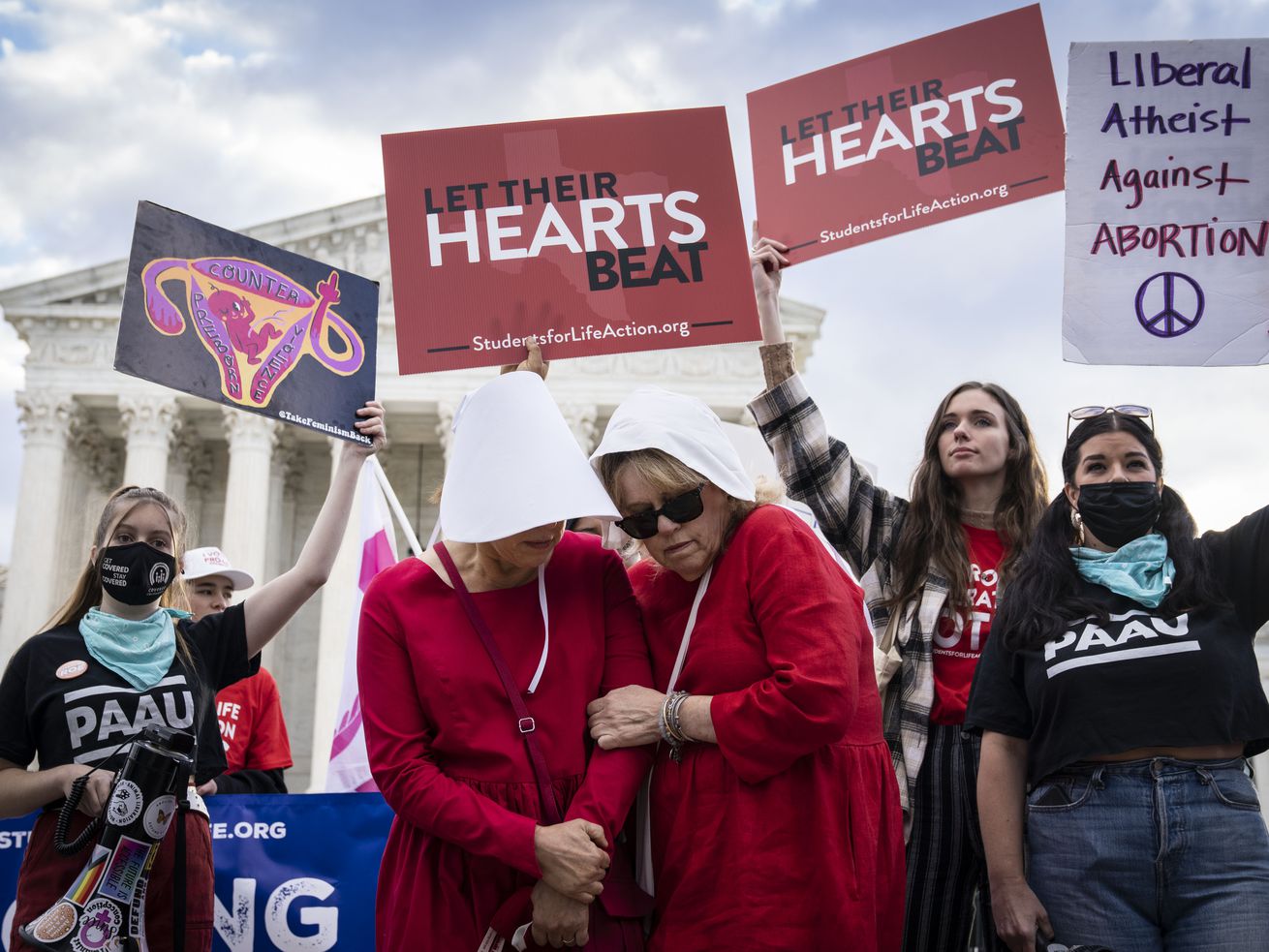 Why was a Texas woman charged with murder over an abortion?