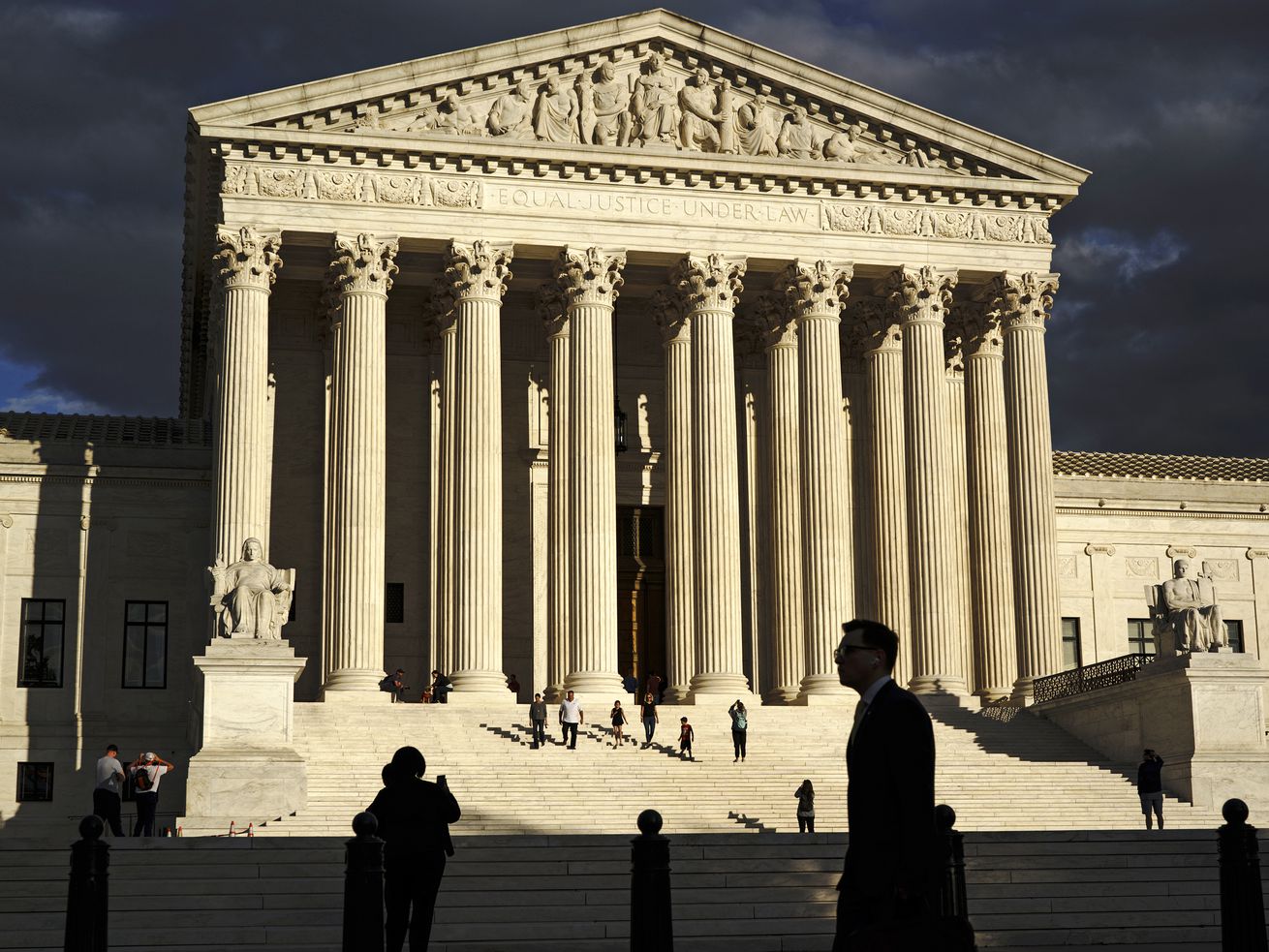 The Supreme Court just condemned a man to die despite strong evidence he’s innocent