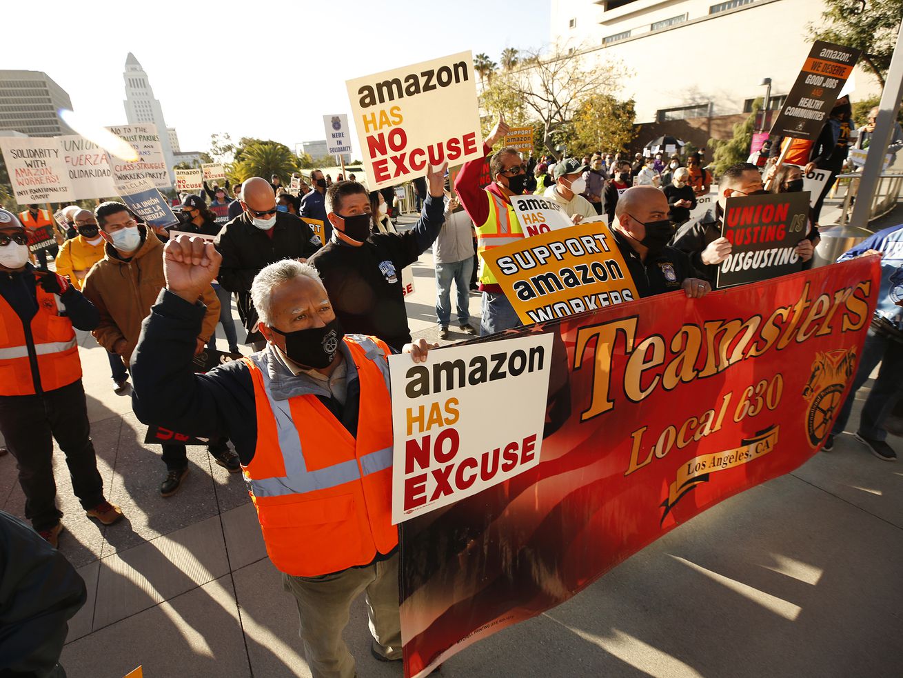 Leaked internal memo reveals Amazon’s anti-union strategies