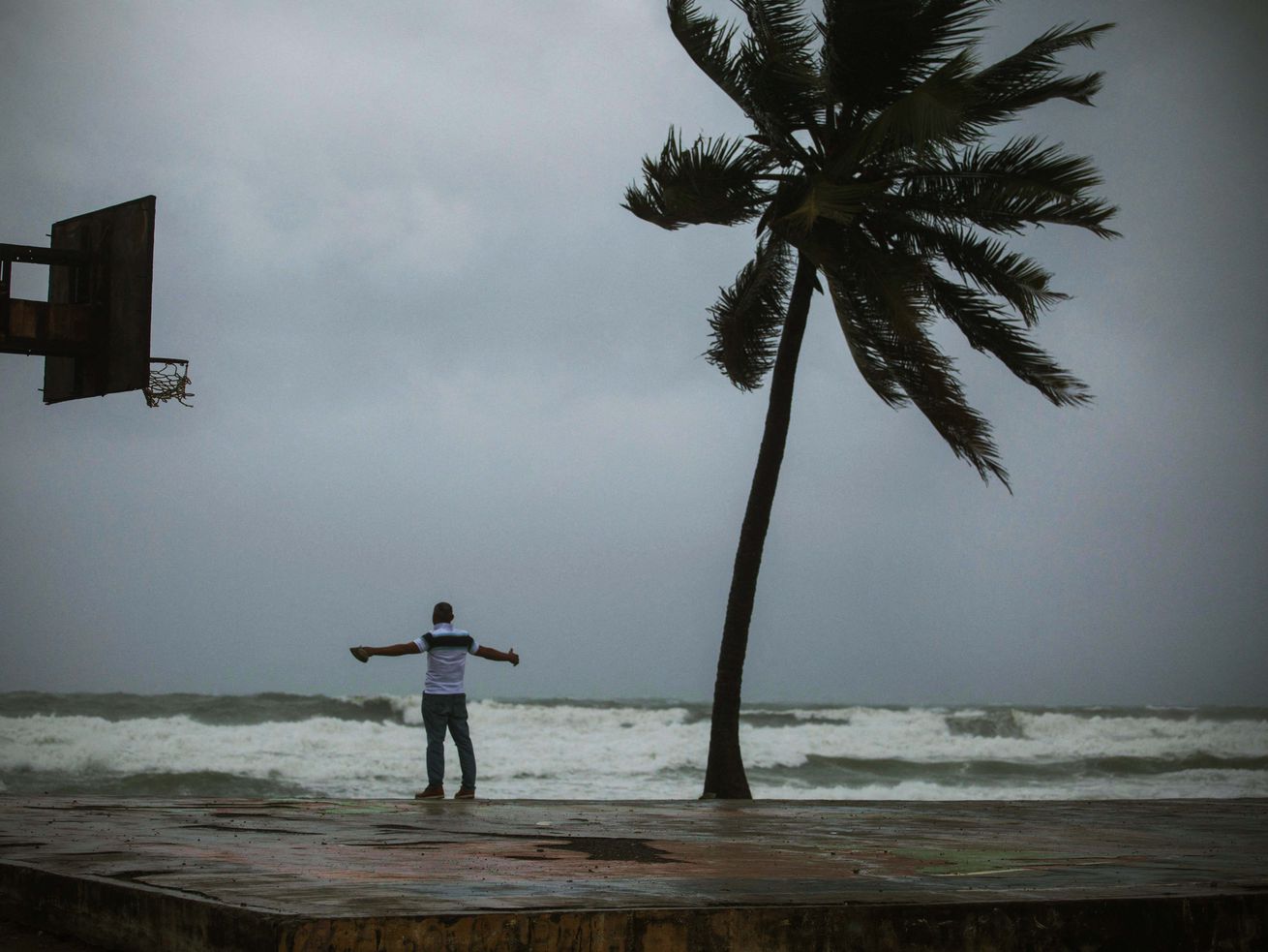 What made Hurricane Fiona so dangerous in Puerto Rico