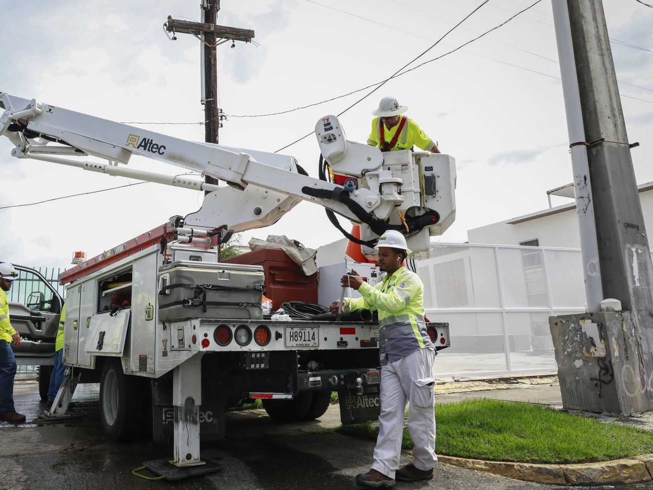 Puerto Rico’s power grid is still built to fail