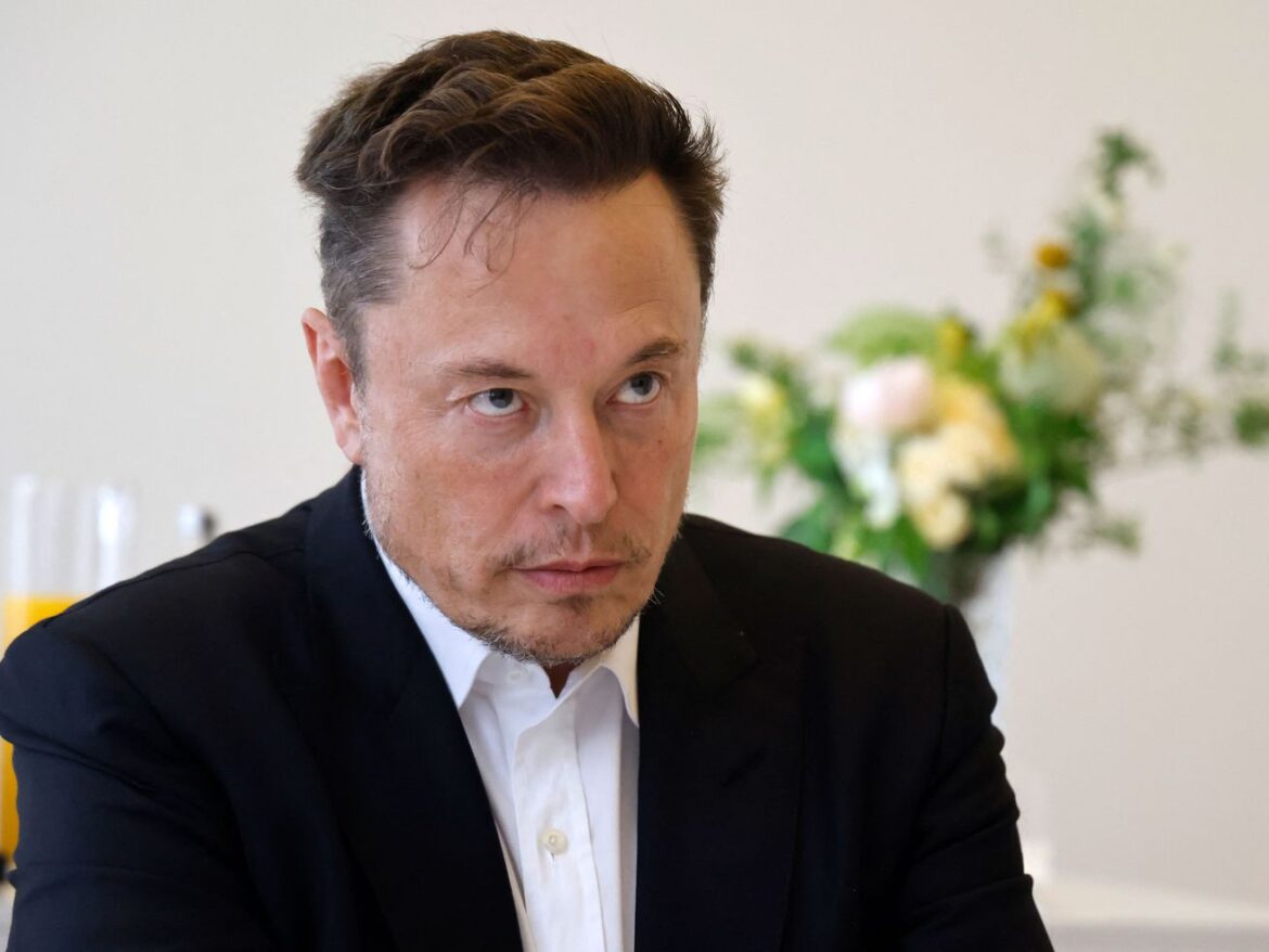 Elon Musk won’t stop tweeting his way into trouble