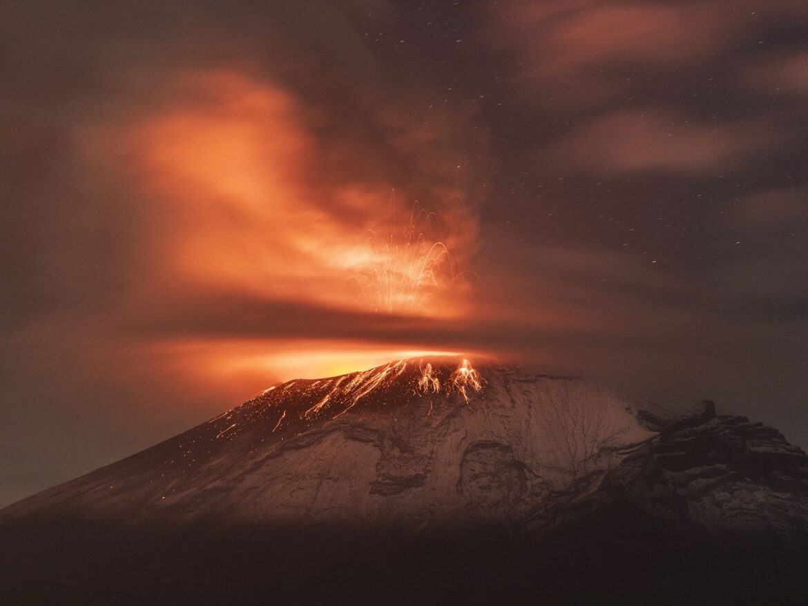 Volcanoes have erupted in Mexico and Italy. Here are 7 things to know about volcanoes.