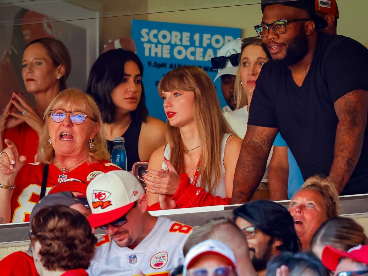 The cinematic glory of Taylor Swift and Travis Kelce’s game-day date