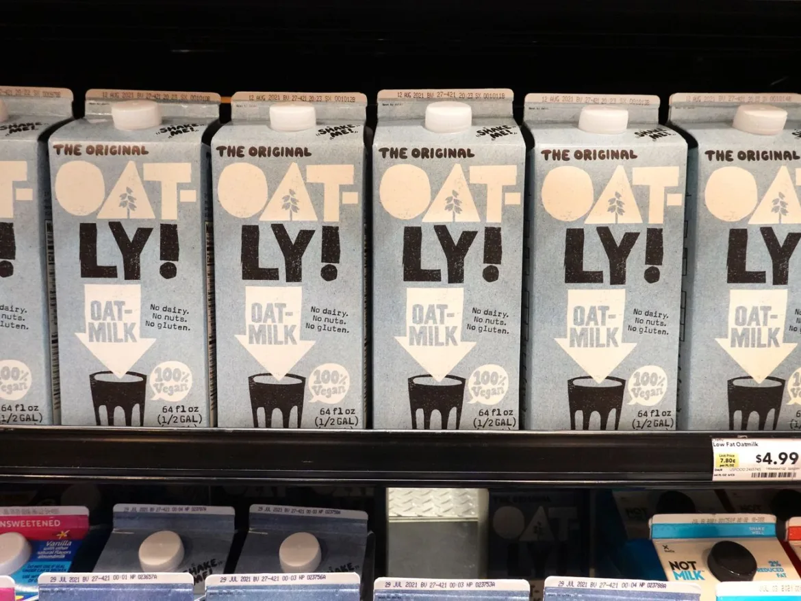 Is oat milk unhealthy? That’s the wrong question.